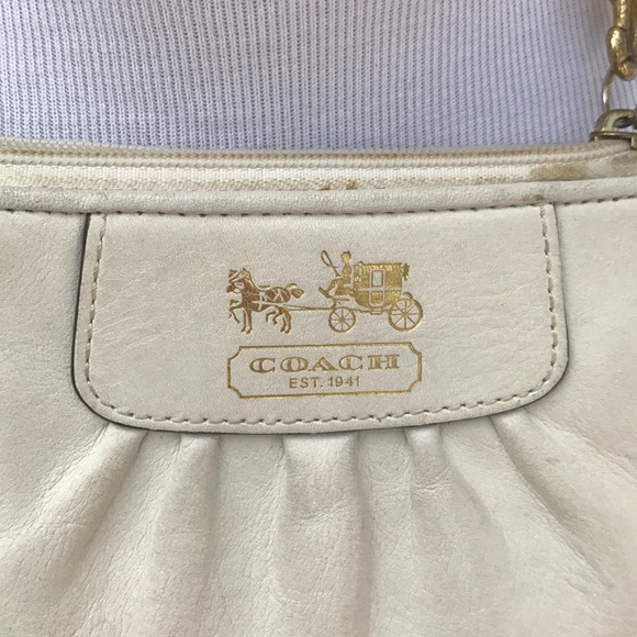 Coach leather wristlet - Picture 2 of 6